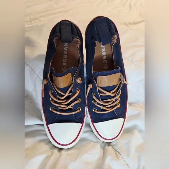 Converse Navy Blue Sneakers - Picture 2 of 5